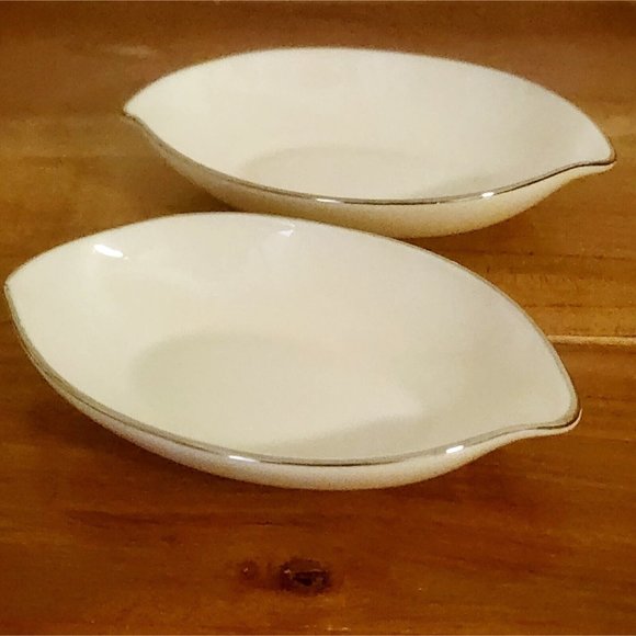 Lenox Olympia Platinum Oval Individual Ashtray 4" set of 2 vanity trinket dish - Picture 1 of 10